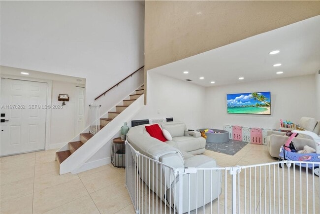 Building Photo - 6523 NW 170th Ln