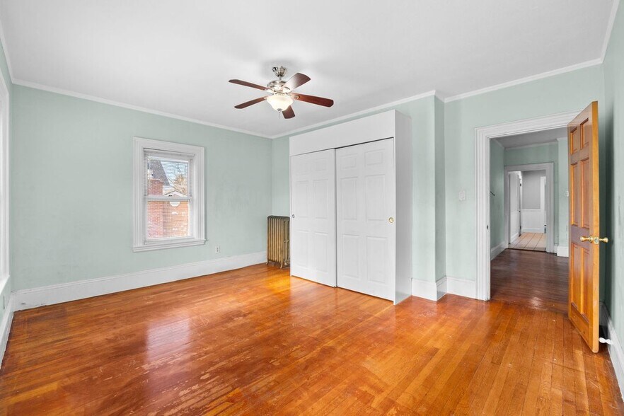 Building Photo - 149 Clifton Ave