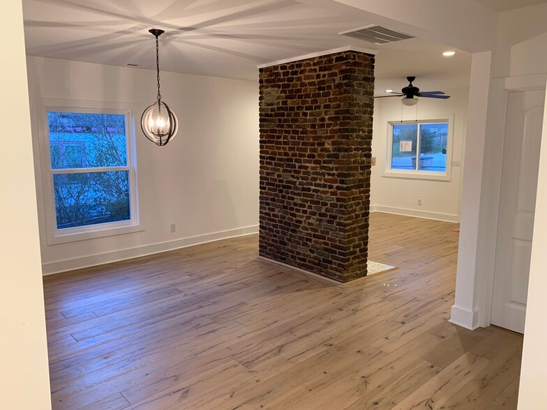 Building Photo - 309 Lutie St