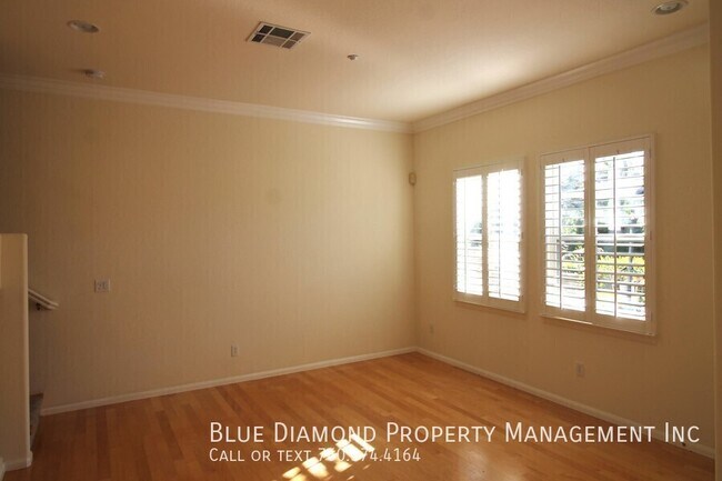 Building Photo - 6088 Citracado Cir