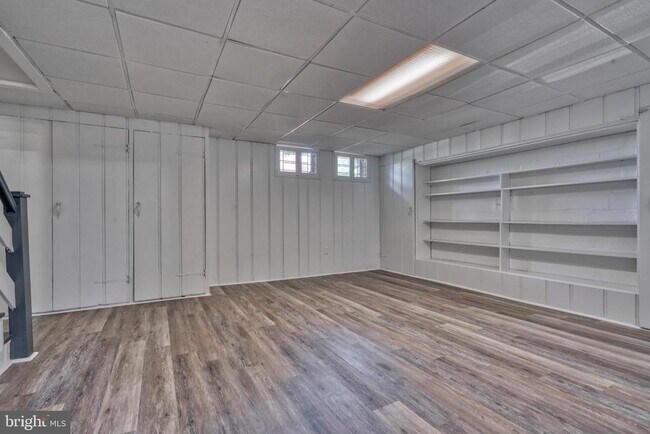 Building Photo - 6473 Blenheim Rd