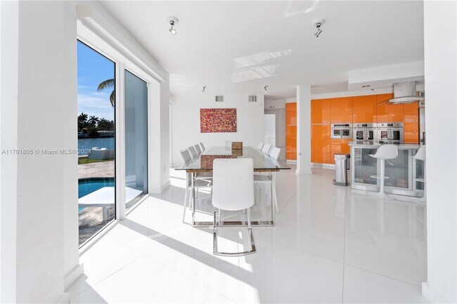 Building Photo - TREASURE ISLAND