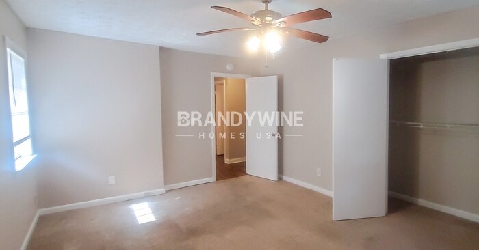 Building Photo - 112 Valerie Ct