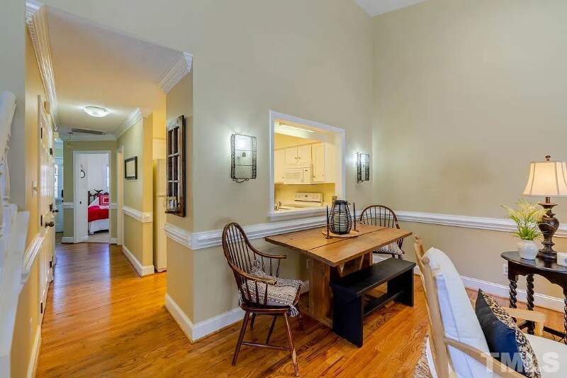 Building Photo - 56 Forest Oaks Dr