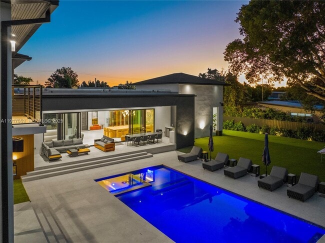 Building Photo - 1881 NE 196th Terrace