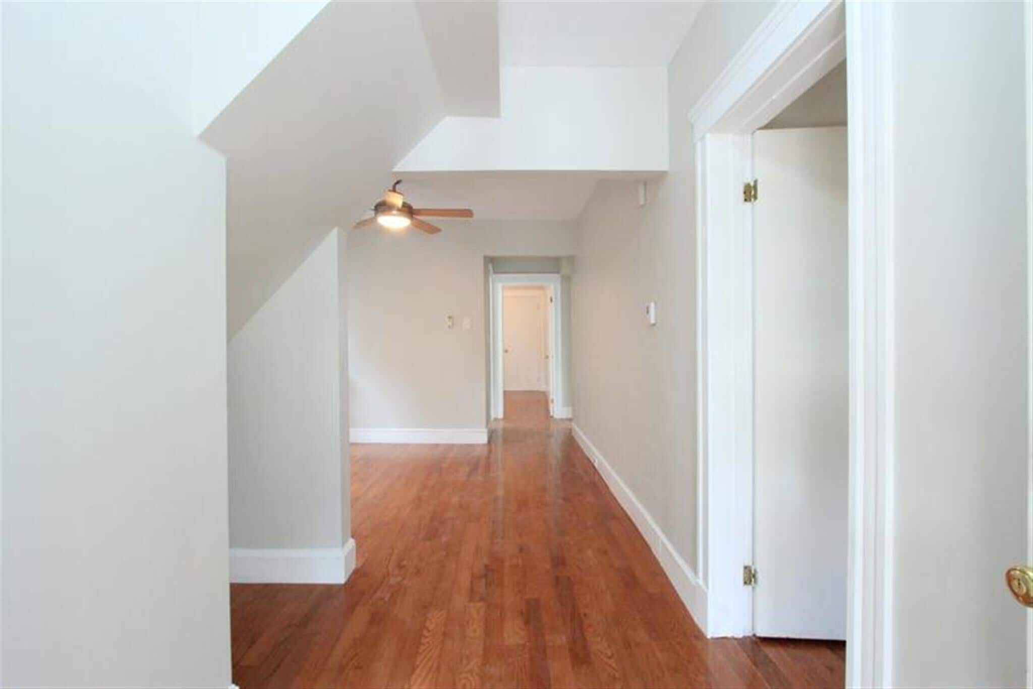 Building Photo - 121 Yale St