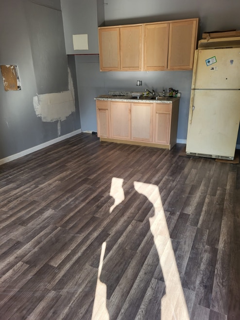 Building Photo - 539 Ave A