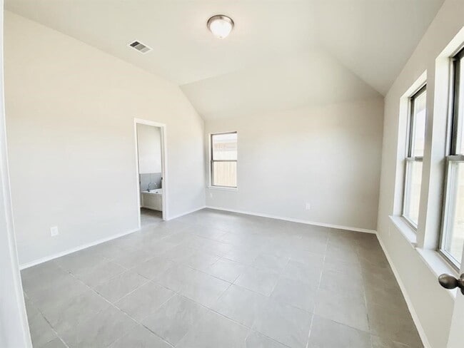 Building Photo - 10714 Ashlesha Ln