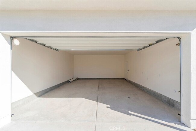 Building Photo - 412 Flycatcher