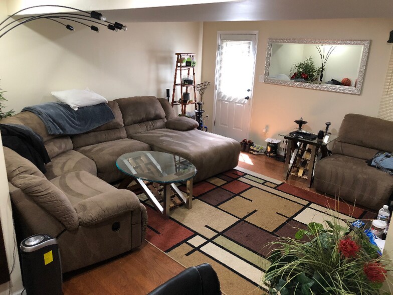 Building Photo - 25411 Morse Dr