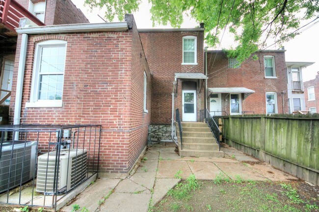 Building Photo - 4637 Virginia Ave
