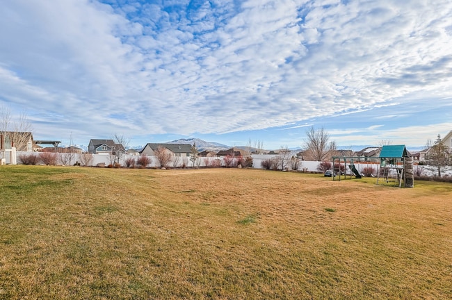 Building Photo - Beautiful 6-Bedroom Home in Eagle Mountain!