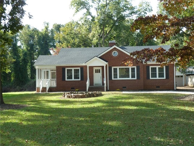 Primary Photo - 103 Northampton Rd