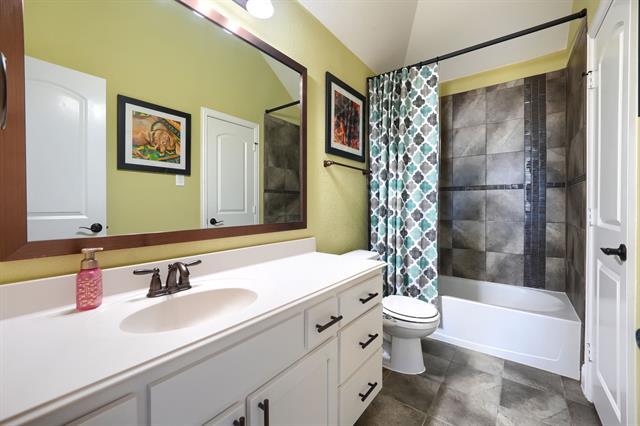 Building Photo - 2720 Hammock Lake Dr