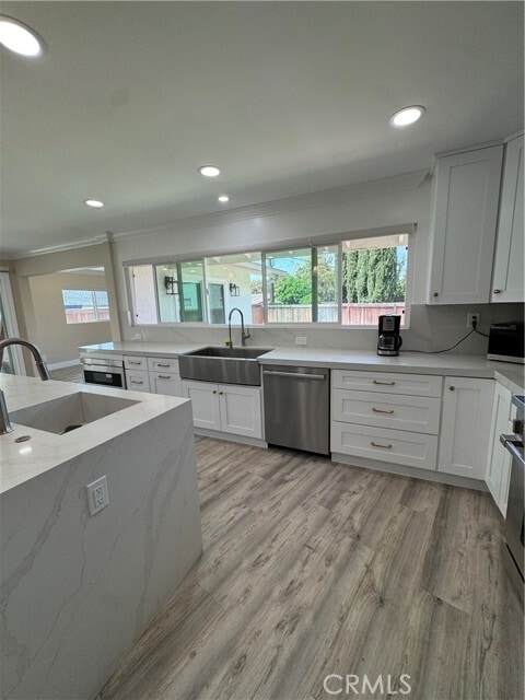 Building Photo - 11596 Bart Dr
