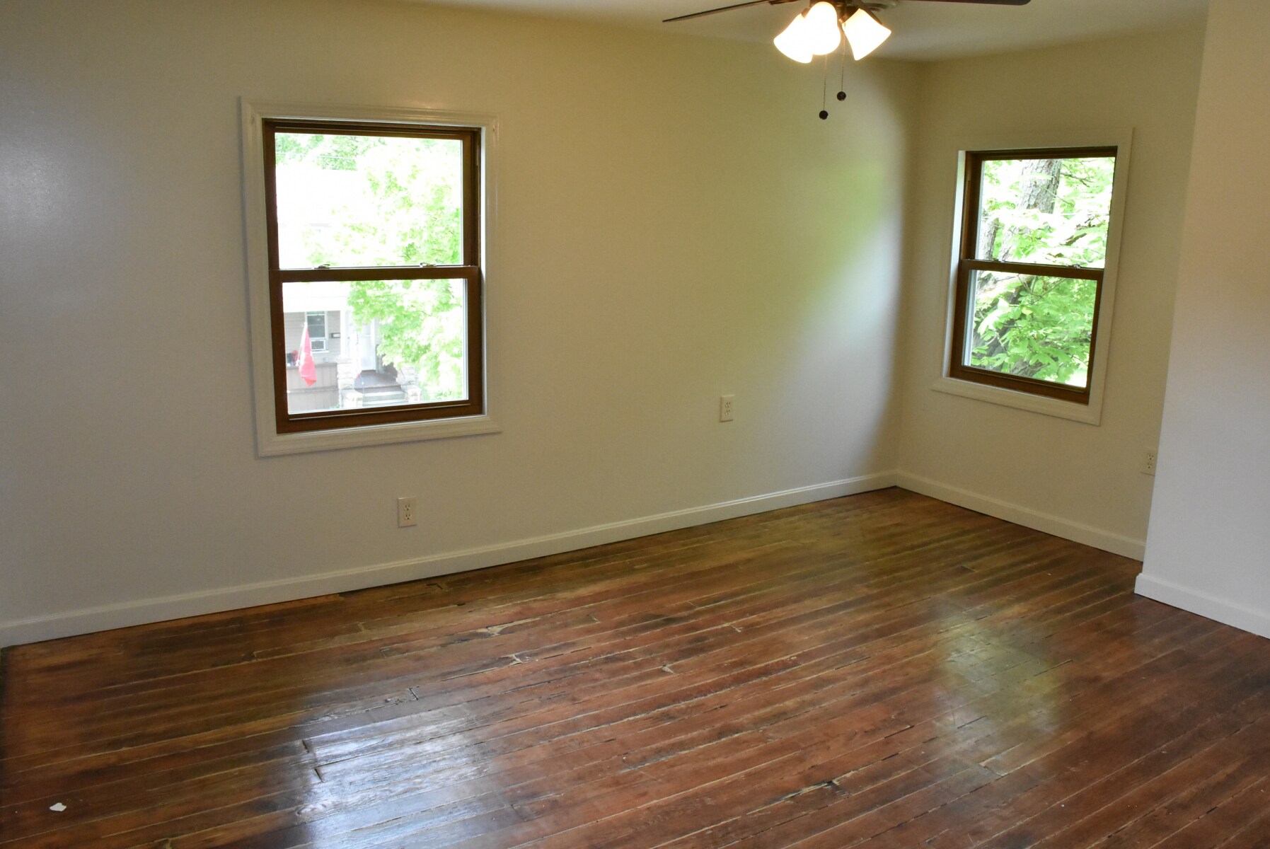 Building Photo - 539 North St