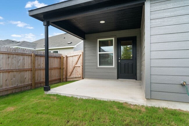 Building Photo - Charming Rental in the Growing Dove Song Subdivision of Marion, TX - Realtor Commission: $350