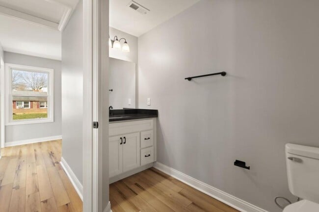 Building Photo - 804 Crozer Ave