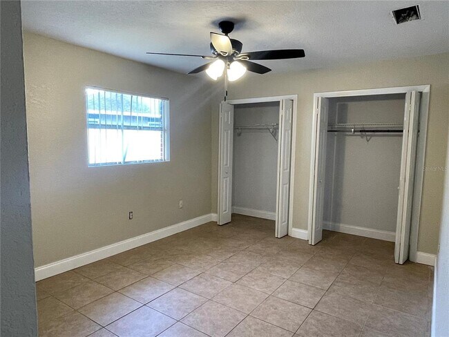 Building Photo - 26720 Hickory Loop