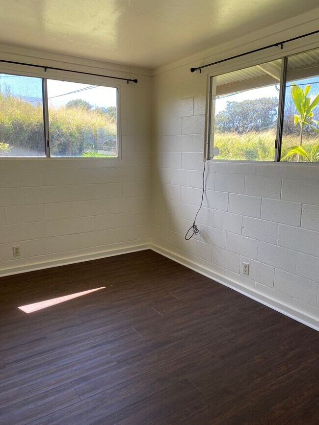 Building Photo - TCT - Crozier-2