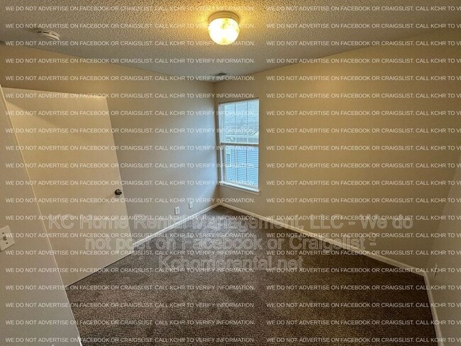 Building Photo - 8657 NE 97th St