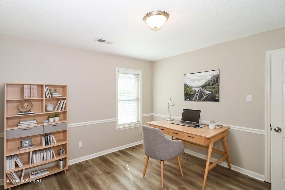 Building Photo - 1040 Trappers Cove