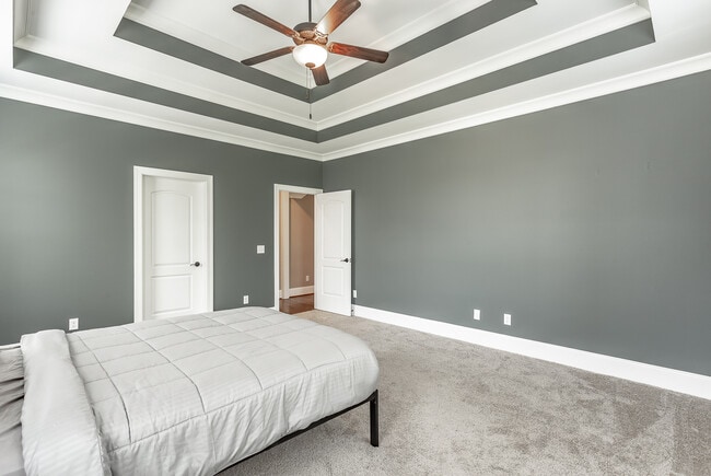Building Photo - 7725 Peppertree Dr