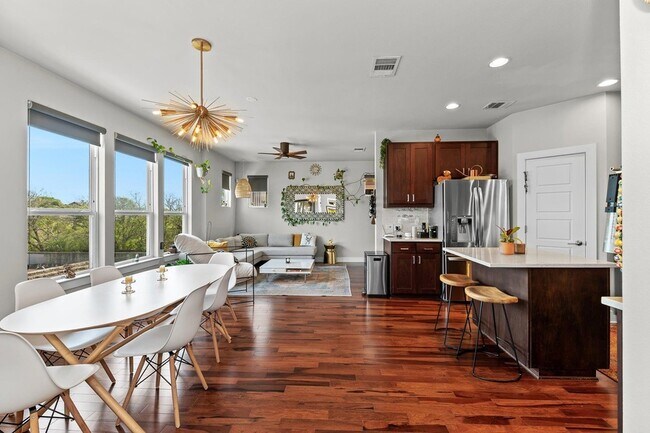 Building Photo - 2617 Witsome Loop