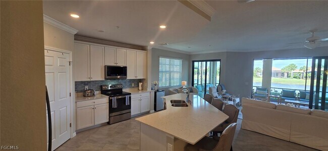 Building Photo - 10520 Casella Way