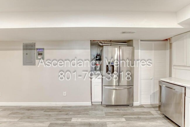 Building Photo - 171 Calais Ln