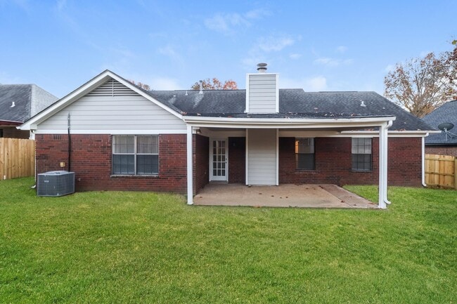 Building Photo - 7308 Stonington Dr