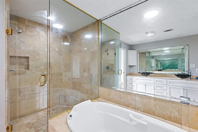 Building Photo - 10735 Kitty Brook Dr