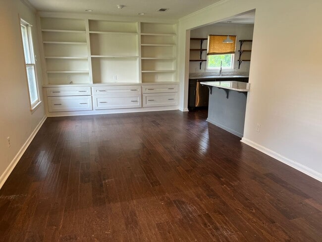 Building Photo - Cary Woods Subdivision