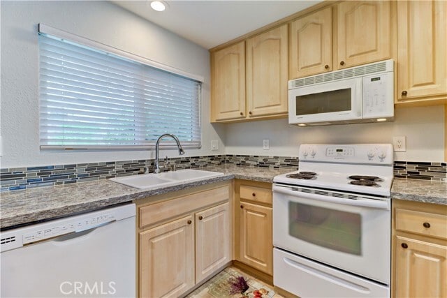 Building Photo - 3363 Monte Hermoso