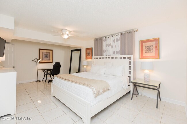 Building Photo - 4343 Ortega Farms Cir