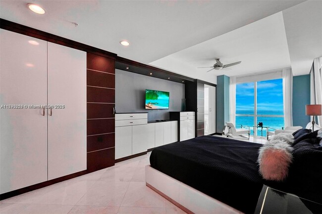 Building Photo - 18101 Collins Ave