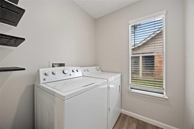 Building Photo - 10502 Goldfield Ln