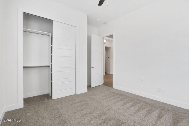 Building Photo - 12929 Powick Dr