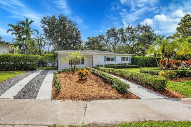 Building Photo - 8141 SW 62nd Ct