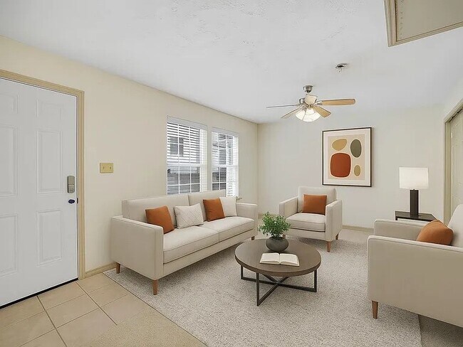 Building Photo - 1108 W 22nd St