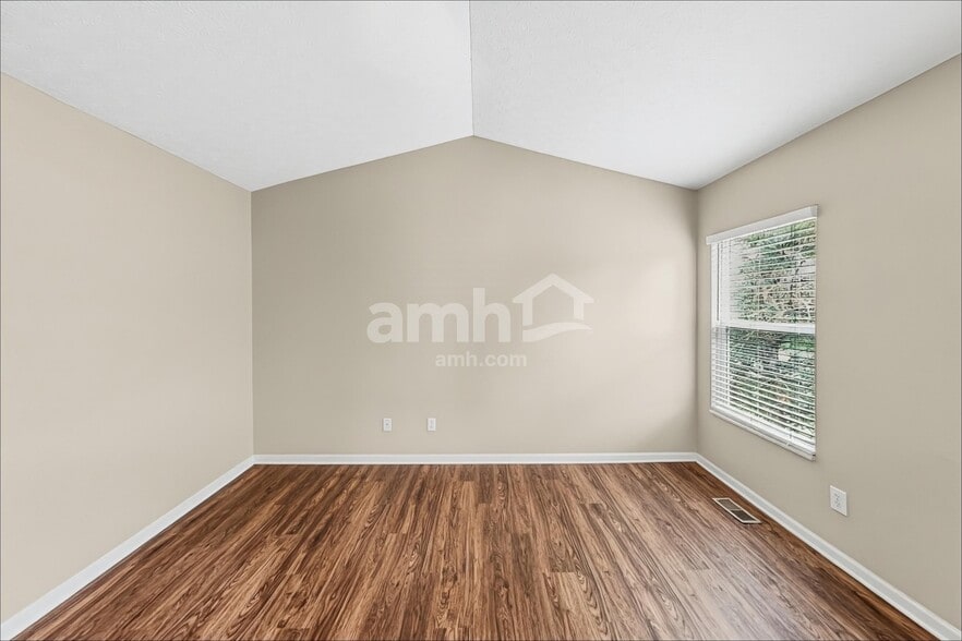 Building Photo - 235 Kemperwood Dr