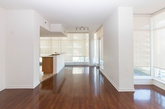 Building Photo - 411 Season Way