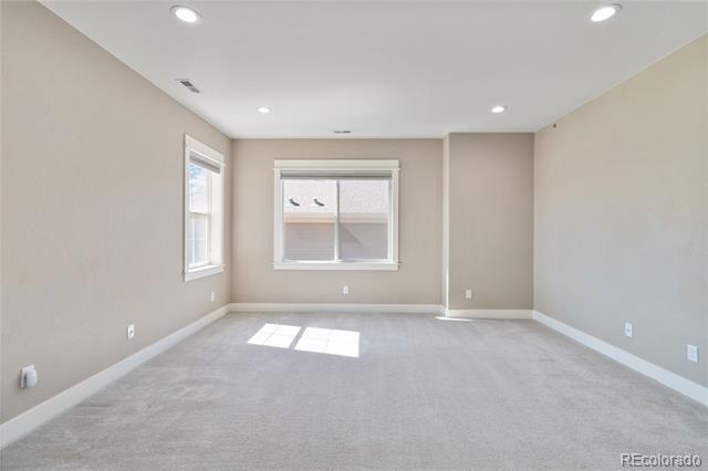Building Photo - 20473 Northern Pine Ave
