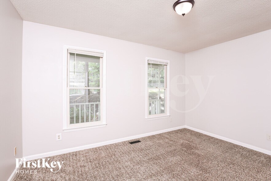 Building Photo - 322 Amherst Creek Dr