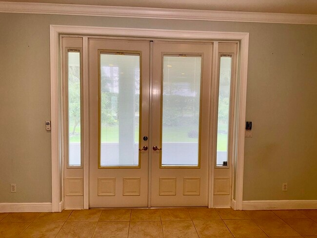 Building Photo - 1203 Scarlet Oak Cir