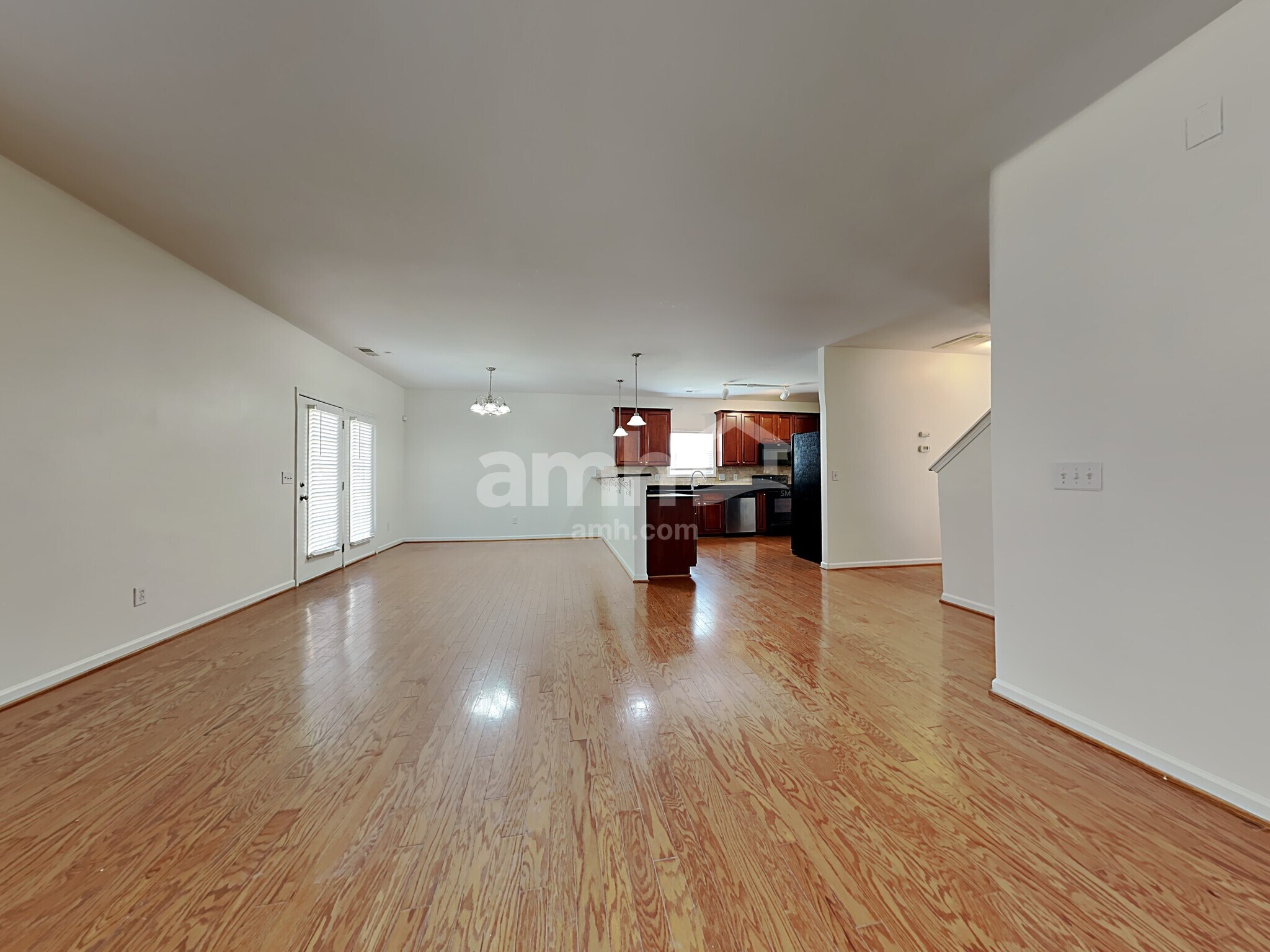 Building Photo - 10 Oakville Ct