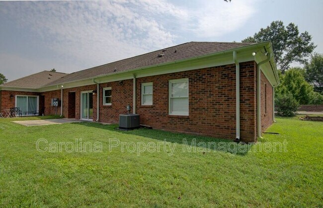 Building Photo - 5132 Rea Rd
