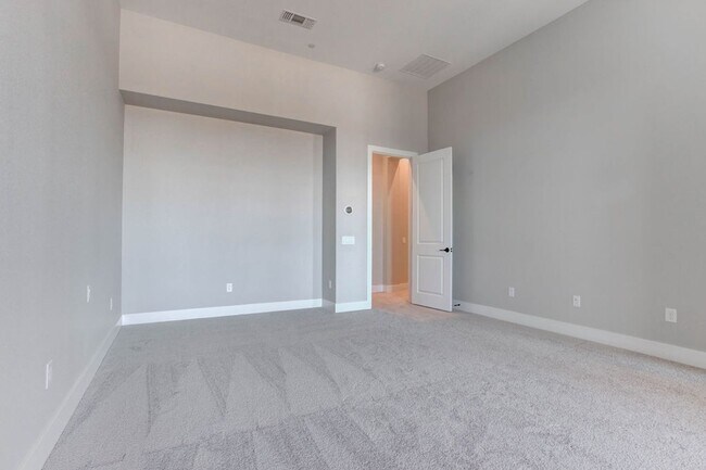 Building Photo - 4778 Outlook Peak St