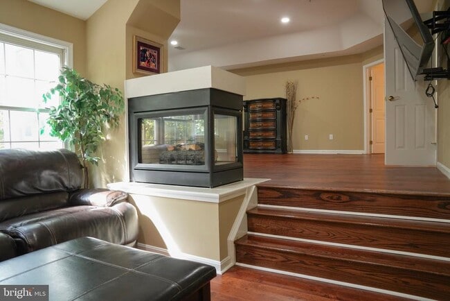 Building Photo - 101 Whistling Wood Ct