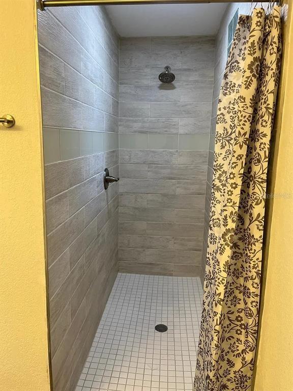 Building Photo - 626 74th St N